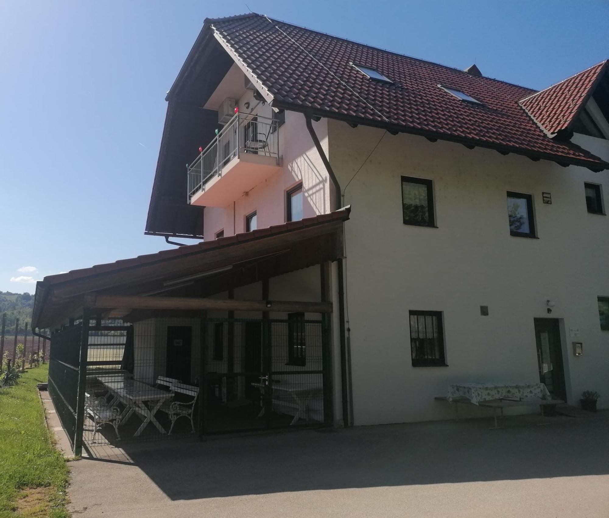 Ribiski Dom Radece Exteriér fotografie
